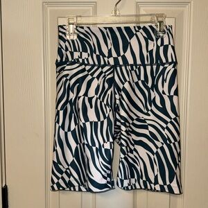 NWOT Sage Collective high waist bikers short